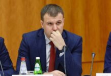 Husein Memić: Naša zastava je jedan od stubova našeg identiteta husein-memic:-nasa-zastava-je-jedan-od-stubova-naseg-identiteta