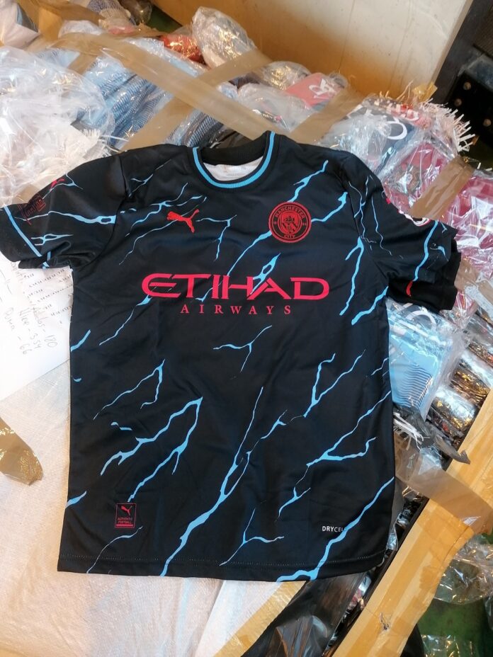 rekordna-zaplena-tekstila-na-gradini