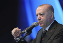 Turska: Erdogan na 55,03 odsto, Kiličdaroglu na 39 odsto, prema 20 odsto glasova turska:-erdogan-na-55,03-odsto,-kilicdaroglu-na-39-odsto,-prema-20-odsto-glasova