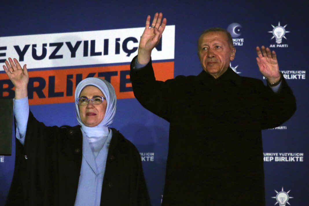 erdogan-zadovoljan-preliminarnim-rezultatima-prvog-kruga-predsednickih-izbora