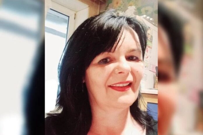 lenka-otvorila-novcanik-mrtve-majke,-pa-se-sledila:-otkrila-je-njen-tajni-zivot,-sve-se-desilo-u-novom-pazaru-(foto) lenka-otvorila-novcanik-mrtve-majke,-pa-se-sledila:-otkrila-je-njen-tajni-zivot,-sve-se-desilo-u-novom-pazaru-(foto)