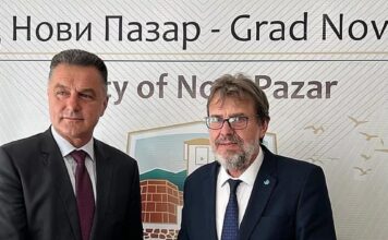 Ministar za ljudska i manjinska prava i društveni dijalog Tomislav Žigmanov u Novom Pazaru ministar-za-ljudska-i-manjinska-prava-i-drustveni-dijalog-tomislav-zigmanov-u-novom-pazaru