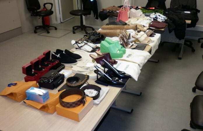 prtljag-pun-skupocenih,-a-neprijavljenih-stvari