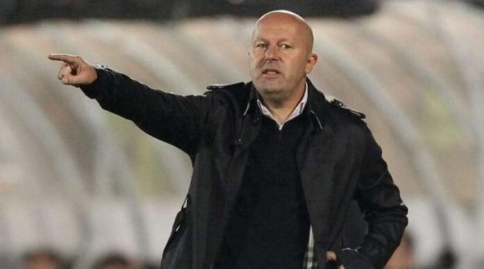 dragan-anicic-na-klupi-plavih