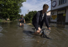 Potpuno poplavljen grad Oleški nizvodno od granatirane brane Kahovka potpuno-poplavljen-grad-oleski-nizvodno-od-granatirane-brane-kahovka