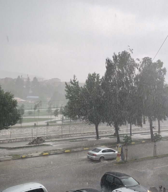 podrucje-novog-pazara-pogodilo-olujno-nevreme