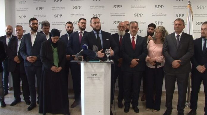 zukorlic:visedecenijska-konfrotacija-u-tutinu