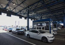 Na Kelebiji zaplenjeno 120.000 evra i hartije vredne 15 miliona evra na-kelebiji-zaplenjeno-120.000-evra-i-hartije-vredne-15-miliona-evra