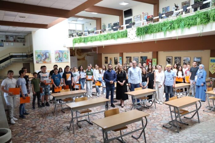 novi-pazar:-nastavljen-program-it-za-sve