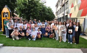 Svečana dodela diploma u OŠ “Bratstvo” svecana-dodela-diploma-u-os-“bratstvo”