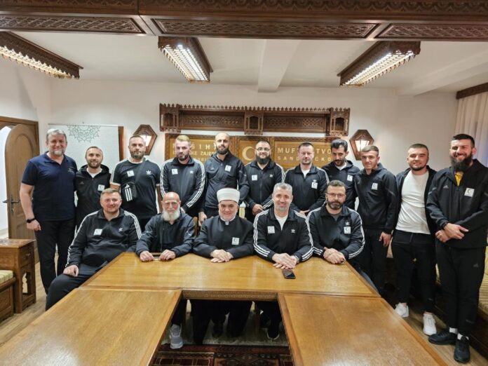 muftija-dudic-ispratio-ekipu-mesihata-na-sportske-susrete-u-istanbul