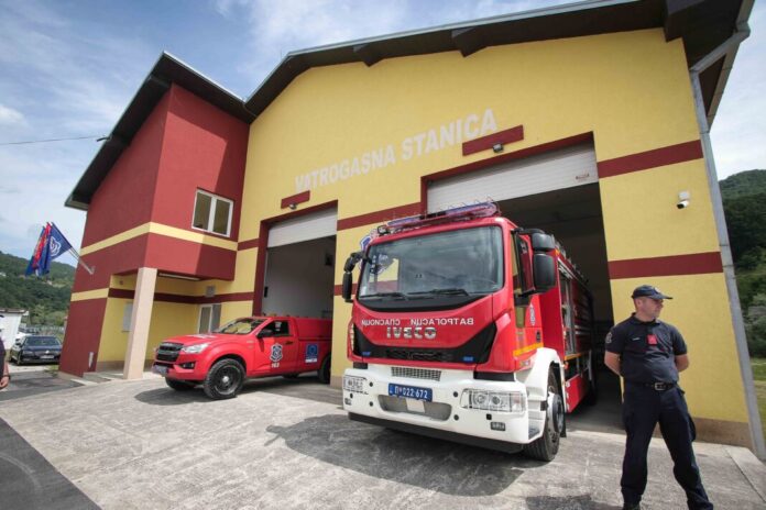 mup-apeluje-na-gradjane-da-ne-pale-travu-i-nisko-rastinje-na-otvorenom-prostoru mup-apeluje-na-gradjane-da-ne-pale-travu-i-nisko-rastinje-na-otvorenom-prostoru