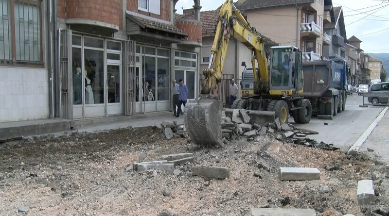 novi-pazar:-poceli-radovi-na-rekonstrukciji-drugog-dela-ulice-generala-zivkovica