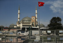 Turska: Zatvorena plaža u Šileu nakon što je pronađeno 28 neeksplodiranih mina turska:-zatvorena-plaza-u-sileu-nakon-sto-je-pronadjeno-28-neeksplodiranih-mina