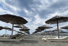 NOVA DRAMA U ULCINJU! Muškarac iz Novog Pazara spašen od utapanja na plaži Perla nova-drama-u-ulcinju!-muskarac-iz-novog-pazara-spasen-od-utapanja-na-plazi-perla