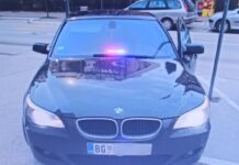 LAŽNI POLICAJCI haraju srpskim putevima: Zaustavljaju vozače i glume presretače, kako da ne nasednete lazni-policajci-haraju-srpskim-putevima:-zaustavljaju-vozace-i-glume-presretace,-kako-da-ne-nasednete