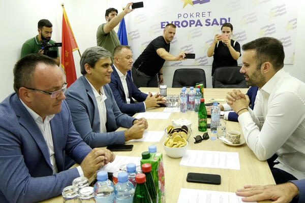 bosnjacka-stranka-veceras-odlucuje-o-ucescu-u-vladi
