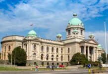 Nastradali radnik Skupštine Srbije pritisnuo pogrešni prekidač za lift nastradali-radnik-skupstine-srbije-pritisnuo-pogresni-prekidac-za-lift