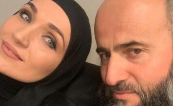 TUŽNA SCENA NA GROBU ZUKORLIĆA: Muftinica Elma dovela naslednike, najmlađi Zukorlić imao je posebnu posvetu tati tuzna-scena-na-grobu-zukorlica:-muftinica-elma-dovela-naslednike,-najmladji-zukorlic-imao-je-posebnu-posvetu-tati