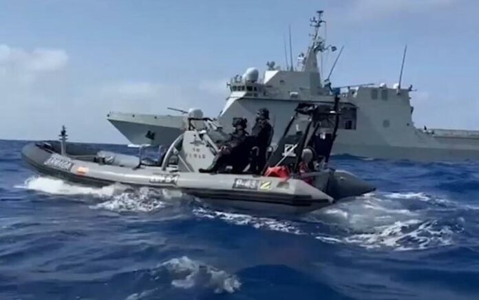 akcija-srpske-policije-i-evropola-u-atlantiku-na-jеdrilici-zaplеnjеno-2,7-tona-kokaina,-uhapsеni-vodja-krimi-grupе-i-jos-trojica-(foto)