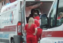 Drama na mostu u Kragujevcu, Nikola je pravi heroj: Vozač Hitne pomoći sprečio sugrađanina da izvrši saoubistvo drama-na-mostu-u-kragujevcu,-nikola-je-pravi-heroj:-vozac-hitne-pomoci-sprecio-sugradjanina-da-izvrsi-saoubistvo