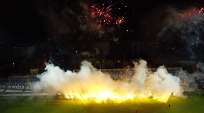 spektakularni-snimci-na-promociji-adema-ljajica-u-novom-pazaru-(video)