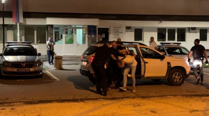 uhapseni-eb.-i-ranije-koristio-noz!-u-prvomajskoj-ulici-prosle-godine-ubo-radnika-kladionice