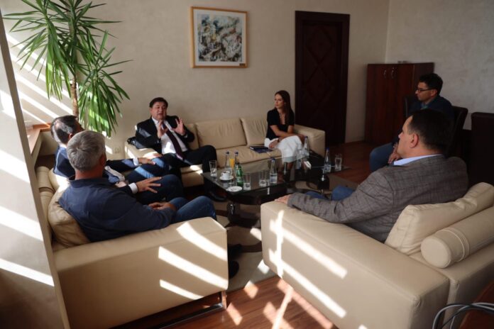 dejan-miletic-sa-predstavnicima-gradske-uprave-novi-pazar