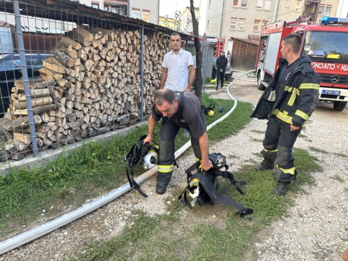 brza-intervencija-novopazarskih-vatrogasaca-zaustavila-podmetnut-pozar