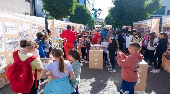 u-novom-pazaru-otvorena-izlozba-posvecena-veku-kosarke-u-srbiji