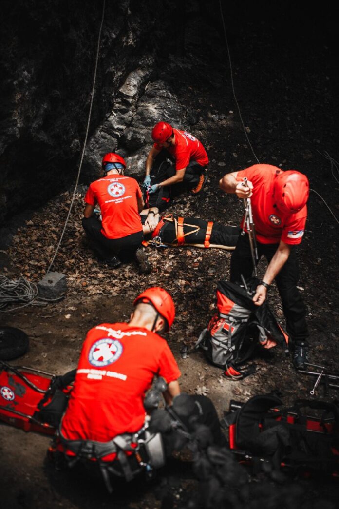 gorska-sluzba-spasavanja-ekvakusala-pet-planinara-izgubljenih-na-stolovima