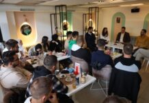 Gradonačelnik Novog Pazara i pomoćnik gradonačelnika razgovarali sa mladima o prioritetima i izazovima zajednice gradonacelnik-novog-pazara-i-pomocnik-gradonacelnika-razgovarali-sa-mladima-o-prioritetima-i-izazovima-zajednice