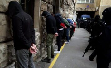 Uhapšeno sedam osoba zbog 200 kilograma marihuane uhapseno-sedam-osoba-zbog-200-kilograma-marihuane