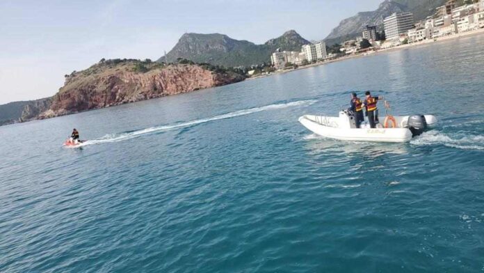 tragican-kraj:-telo-utopljene-moldavke-pronadjeno-kod-sutomora-na-20-metara-od-obale,-kako-pluta-uocili-ga-spasioci-sa-kopna