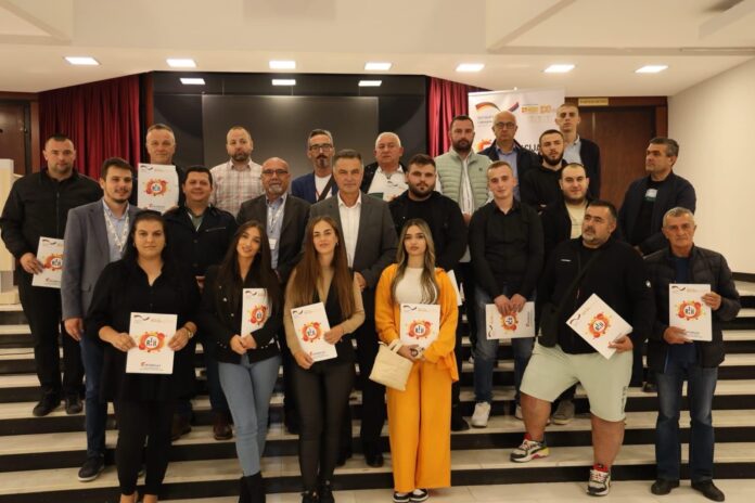 gradonacelnik-bisevac-obezbedio-podrsku-za-zaposljavanje-20-ljudi gradonacelnik-bisevac-obezbedio-podrsku-za-zaposljavanje-20-ljudi