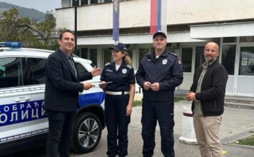 Novo vozilo za saobraćajnu policiju u Novom Pazaru novo-vozilo-za-saobracajnu-policiju-u-novom-pazaru