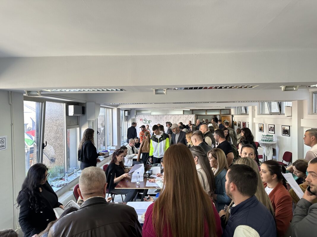 velika-podrska-gradjana-novog-pazara-za-ljajicevu-sdp