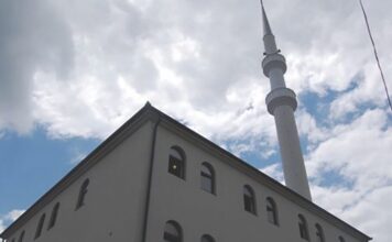 Opljačkana džamija u Novom Pazaru: Ukraden DVR snimač, pretpostavlja se da su sa ovim delom povezani razbojnici koji na ovaj način prikrivaju tragove opljackana-dzamija-u-novom-pazaru:-ukraden-dvr-snimac,-pretpostavlja-se-da-su-sa-ovim-delom-povezani-razbojnici-koji-na-ovaj-nacin-prikrivaju-tragove