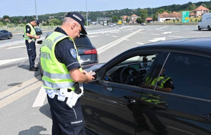 vozio-sa-2,61-promila-alkohola-u-organizmu-pa-izazvao-saobracajnu-nezgodu