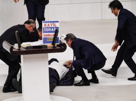 turski-opozicioni-poslanik-preminuo-posle-srcanog-udara-u-parlamentu