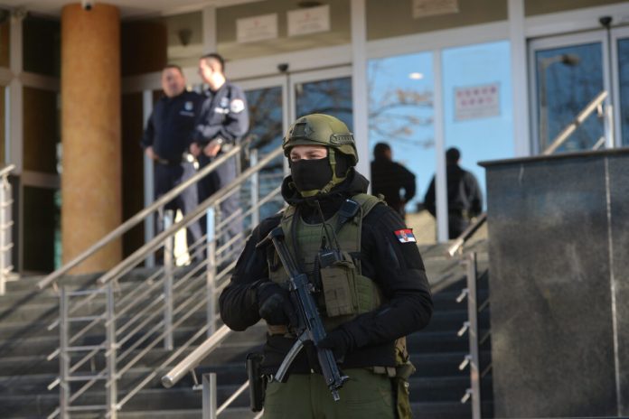 odlozeno-sudjenje-saricu-i-njegovim-saradnicima-optuzenim-za-pranje-para