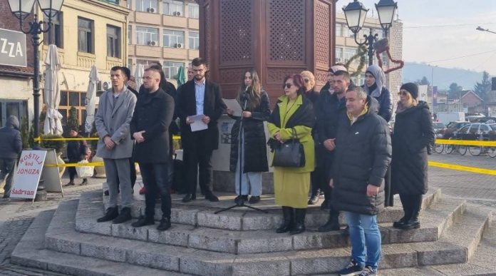 debakl-ugljanina-i-zecirovica-(foto)