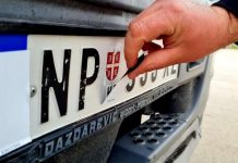 Vlada Kosova odobrila – bez stikera na tablicama iz Srbije vlada-kosova-odobrila-–-bez-stikera-na-tablicama-iz-srbije