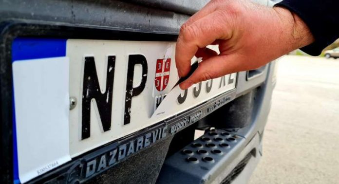 vlada-kosova-odobrila-–-bez-stikera-na-tablicama-iz-srbije