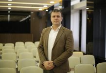 Memić pozvao građane da se prijave za vaučere za odmor memic-pozvao-gradjane-da-se-prijave-za-vaucere-za-odmor