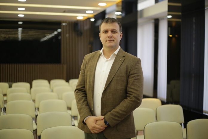 memic-pozvao-gradjane-da-se-prijave-za-vaucere-za-odmor