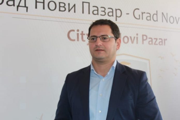 lekic-na-celu-skupstine,-sarenkapic-zamenica-predsednika lekic-na-celu-skupstine,-sarenkapic-zamenica-predsednika