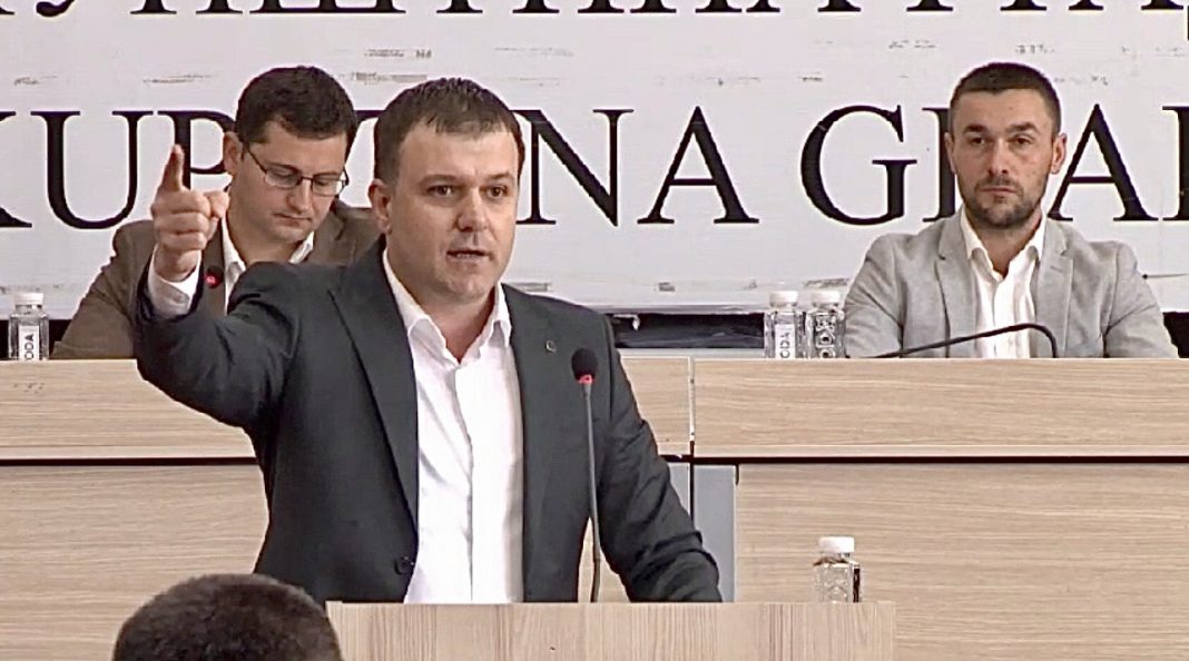 memic:-tutin-sinonim-vlasti-sda!-nemaju-dvoranu,-bioskop,-vodu,-nemaju-nista