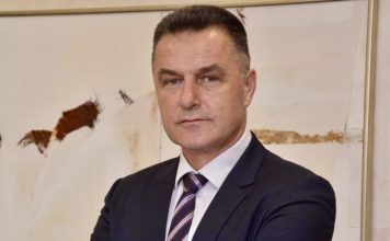 Nihat Biševac sa 24 glasa izabran za gradonačelnika Novog Pazara nihat-bisevac-sa-24-glasa-izabran-za-gradonacelnika-novog-pazara