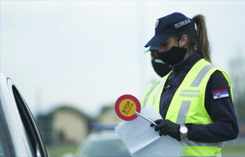 oduzet-prvi-automobil-u-novom-pazaru!-policija-po-novom-zakonu-oduzela-“audi”-u-centru-grada oduzet-prvi-automobil-u-novom-pazaru!-policija-po-novom-zakonu-oduzela-“audi”-u-centru-grada